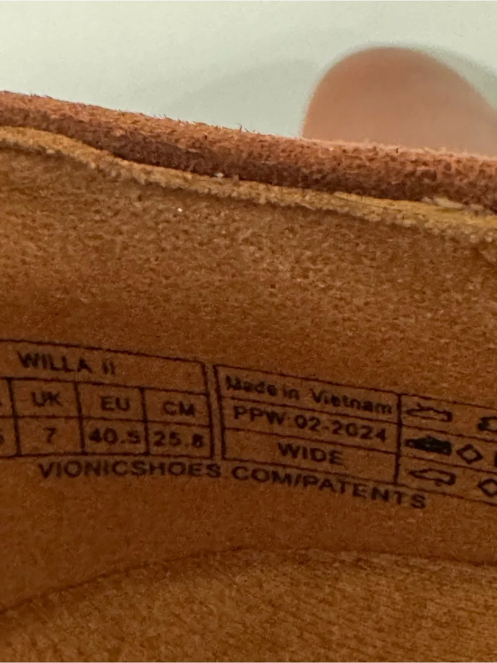 Vionic Willa 2 Slip On Tan Leather Loafers Flat 9.5 Wide $140